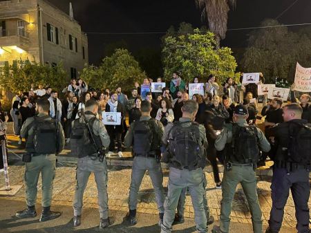 بالصور والفيديو : تظاهرات غاضبة دعما للاقصى في كفركنا وحيفا وام الفحم وعرابة